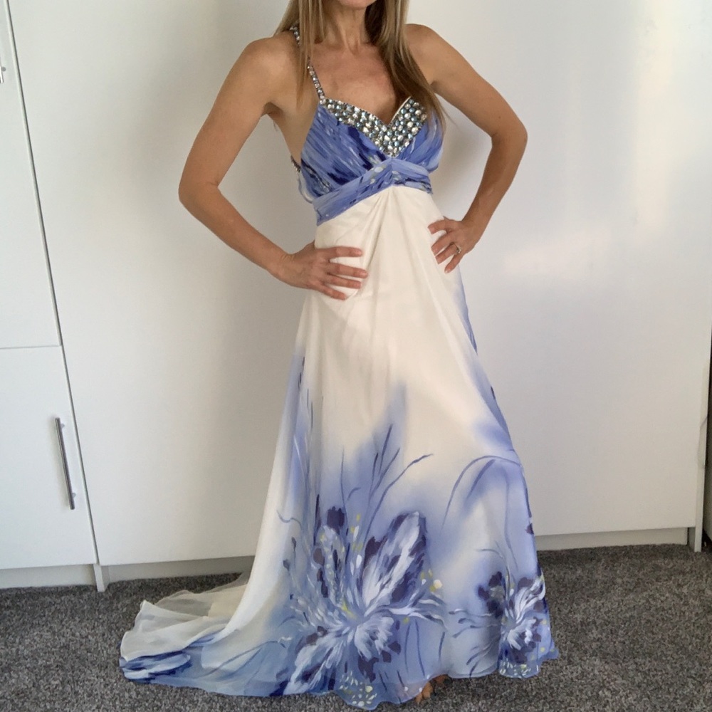 Gorgeous prom dress / occasion dress